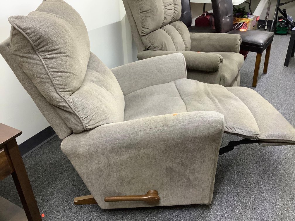 Image for Furniture, collectibles, household-Main back