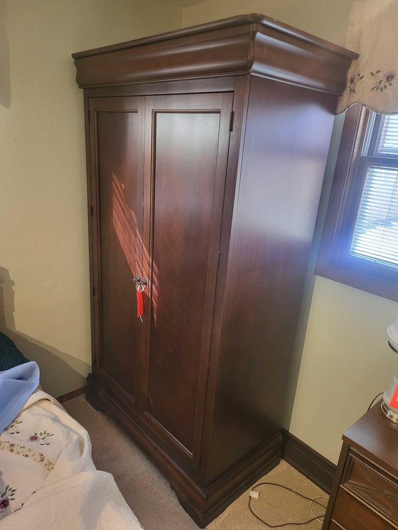 Image for Furniture, collectibles, household-Greenwald St
