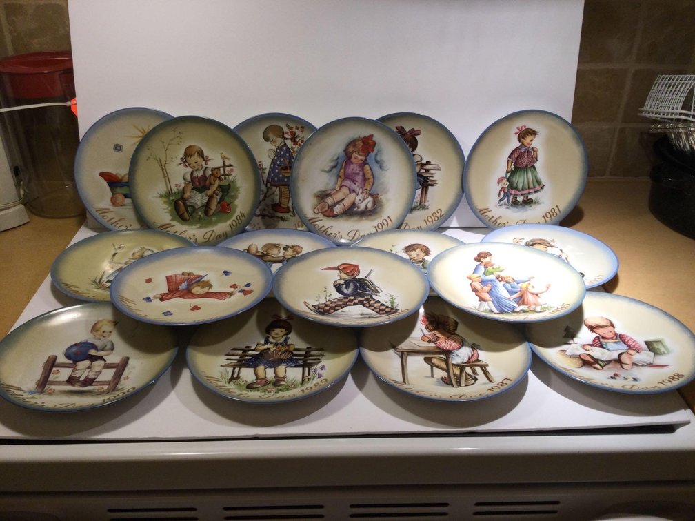 Image for Furniture, collectibles, household-Heritage Heights Rd