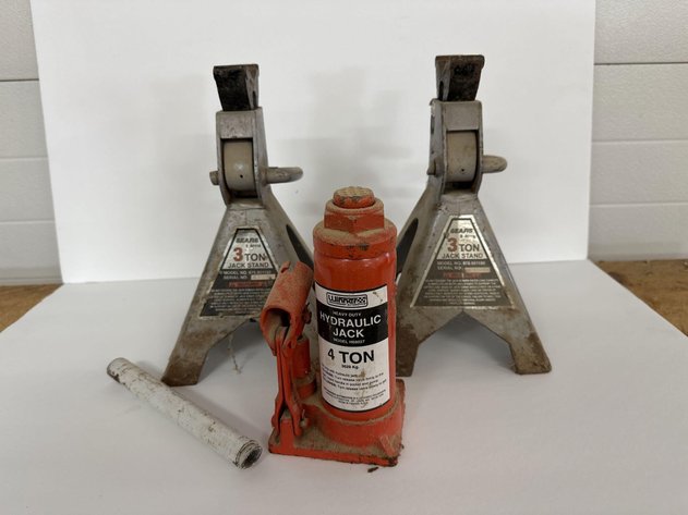 Image for Tool auction-Hickory Hill