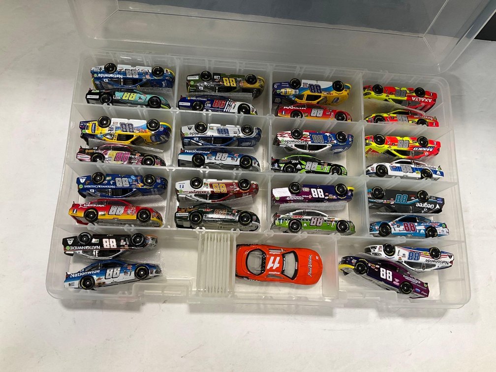 Image for Snowmobile trailer, toys, furniture, collectibles, household-New north/Savanna
