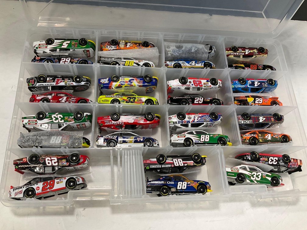 Image for Snowmobile trailer, toys, furniture, collectibles, household-New north/Savanna