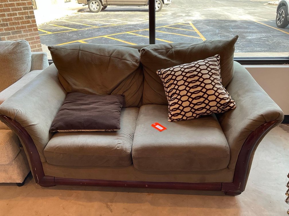 Image for Furniture, collectibles, business assets-Bellevue St