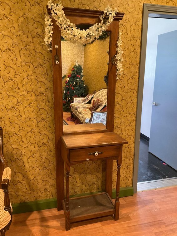 Image for Furniture, collectibles, business assets-Bellevue St