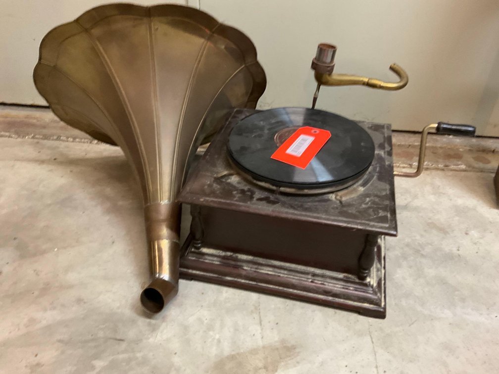Image for Furniture, collectibles, business assets-Bellevue St