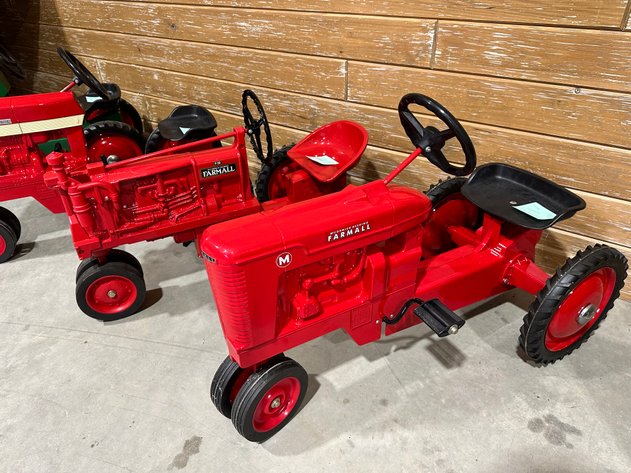 2025 Spring Sign and Advertisement Consignment Sale!