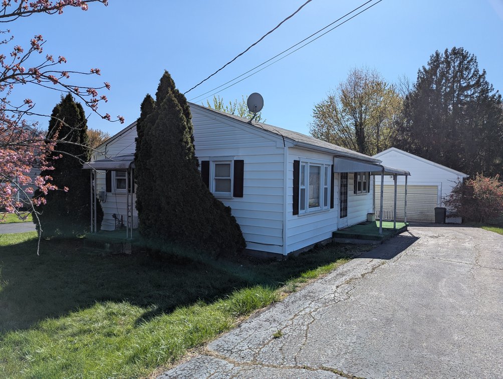 Image for 2 BEDROOM VINYL SIDED BUNGALOW W/ 2-CAR DET. GARAGE