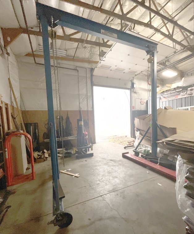 Image for (Toledo OH) Lifts, Auto Equipment, Tools, Shelving, Golf Cart, Fixtures (Central Ave)