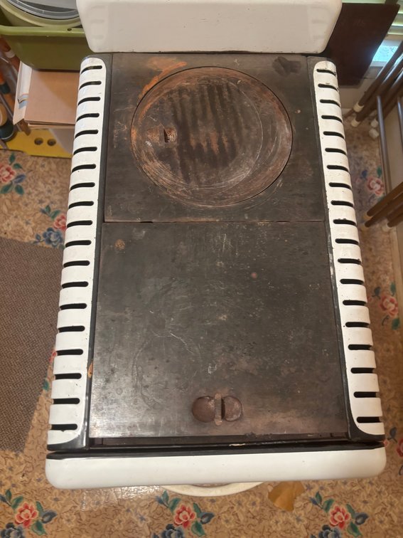 Image for Steve & Millie Avery Estate Live Auction