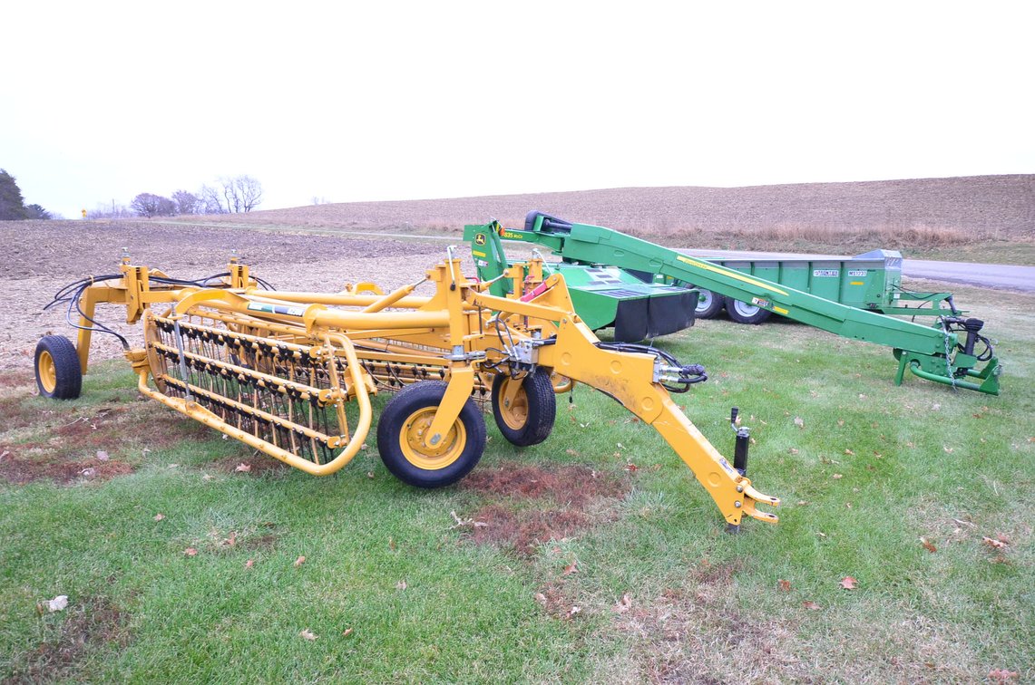Image for TRACTORS, LIVESTOCK EQUIPMENT, HAY AND TILLAGE EQUIPMENT - Mondovi, WI