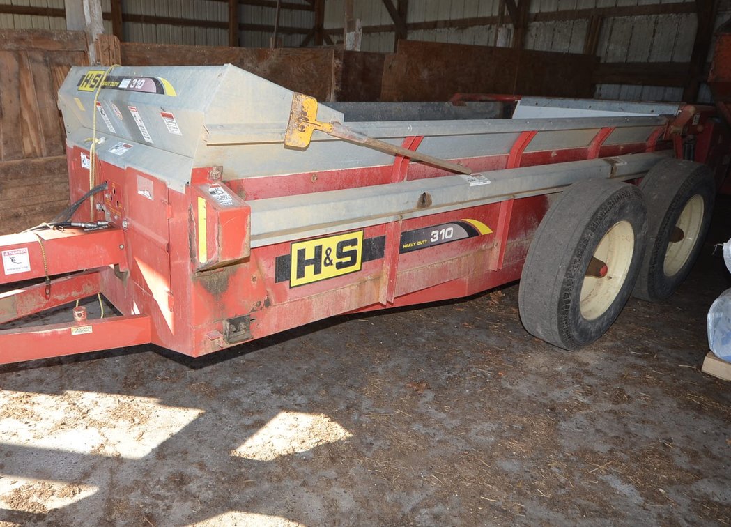 Image for IH TRACTORS, HAY - TILLAGE - PLANTING EQUIPMENT, AND OTHER FARM ITEMS - Taylor, WI