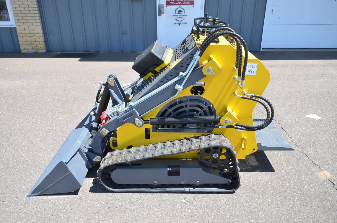 Image for EXCAVATORS, SKID STEERS, SHIPPING CONTAINERS, SKID STEER ATTACHMENTS - Mondovi, WI