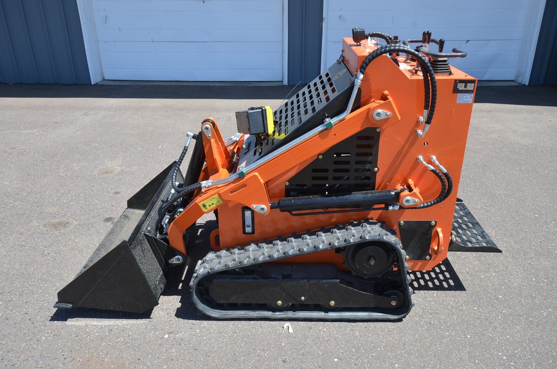 Image for EXCAVATORS, SKID STEERS, SHIPPING CONTAINERS, SKID STEER ATTACHMENTS - Mondovi, WI