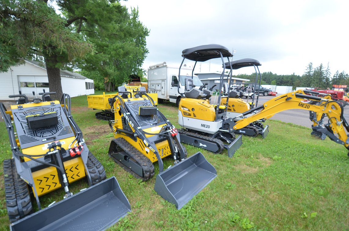 Image for CONTAINERS, EXCAVATORS, SKID STEERS, ELECTRIC RIDES & MORE - Mondovi, WI