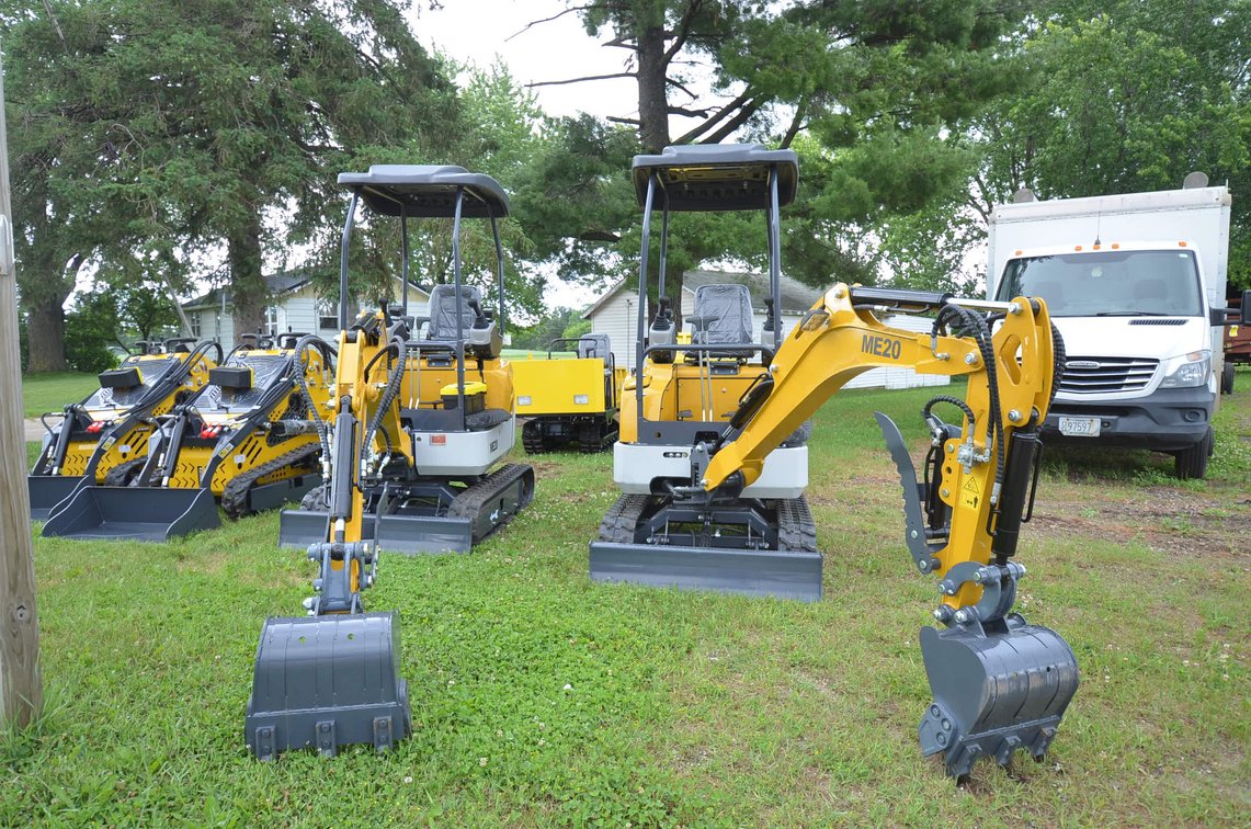 Image for CONTAINERS, EXCAVATORS, SKID STEERS, ELECTRIC RIDES & MORE - Mondovi, WI