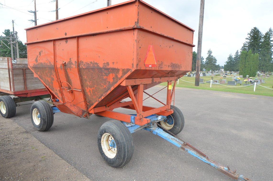 Image for AUGUST FARM AND HEAVY EQUIPMENT AUCTION - Mondovi, WI