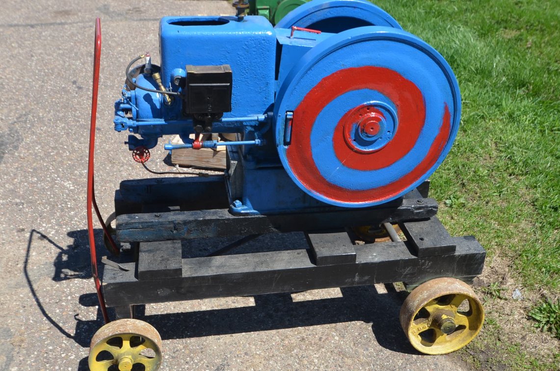 Image for DOUG FISK VINTAGE TRACTOR COLLECTION & MACHINERY - Mondovi, WI