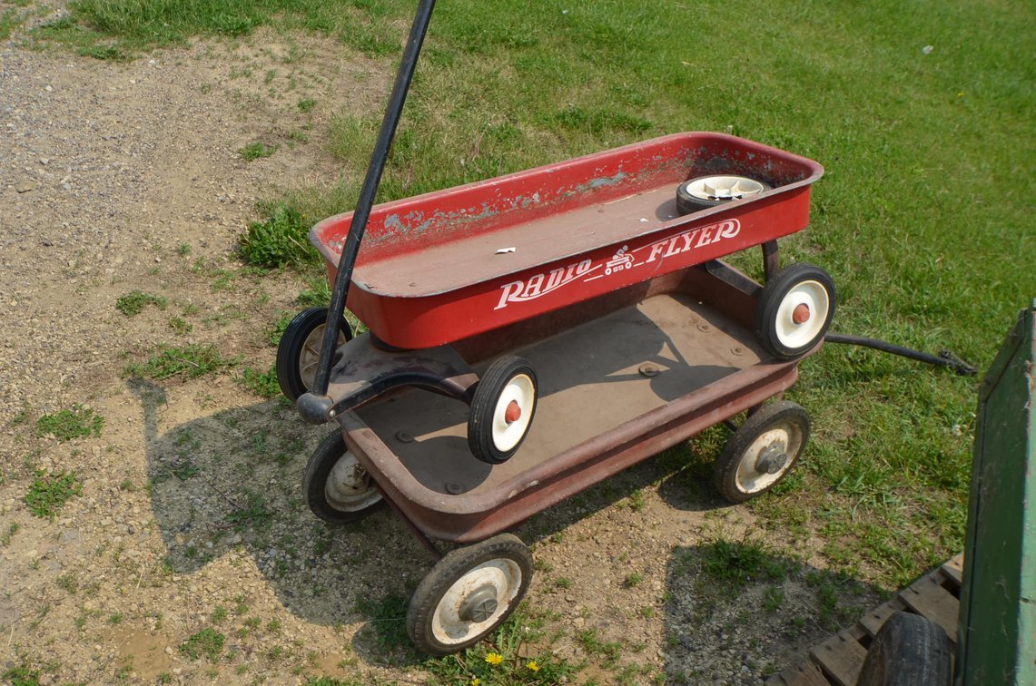 Image for DOUG FISK VINTAGE TRACTOR COLLECTION & MACHINERY - Mondovi, WI