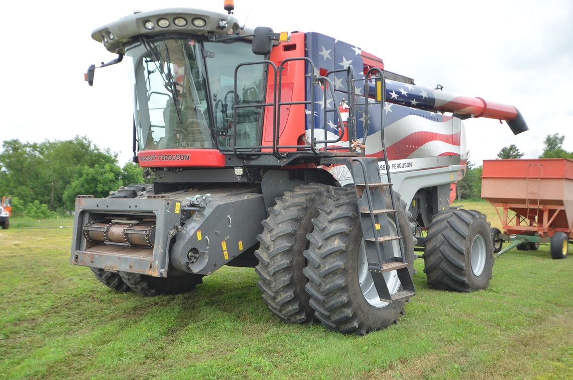 Image for LOFTNESS GRAIN BAG LOADER/UNLOADER, MF 9540 COMBINE, MF CORN HEAD, IH 7300 FLATBED TRUCK