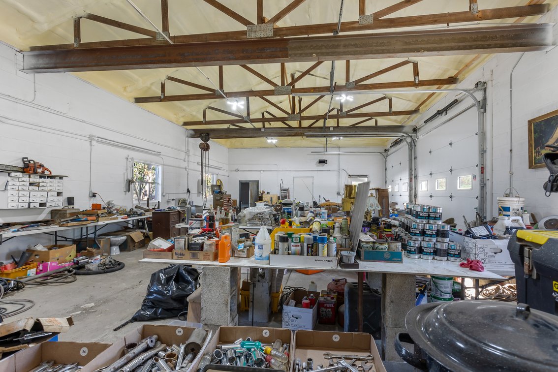 Image for Commercial Real Estate Auction - (+/-) 1.11 Acres with Block Building and Mobile Home