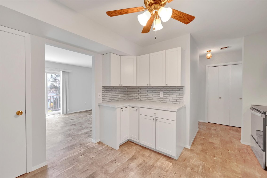 Image for Palmyra Real Estate Auction - Interior Townhome