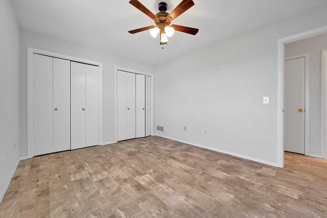 Image for Palmyra Real Estate Auction - Interior Townhome