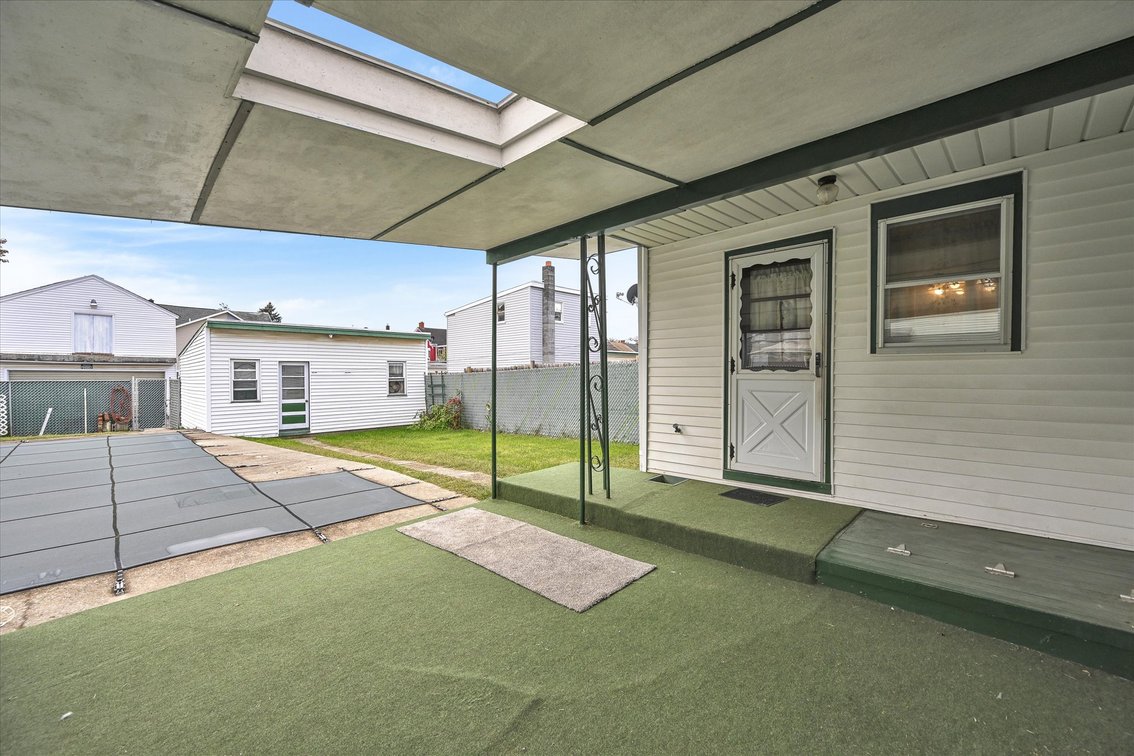 Image for Fixer Upper Real Estate Auction - Lebanon, PA