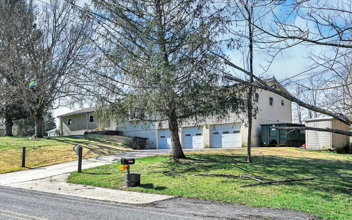 Image for Real Estate Auction - Detached Home on 1+ Acre