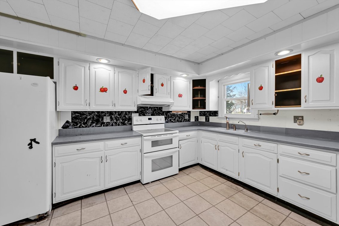 Image for Real Estate Auction - Detached Home on 1+ Acre