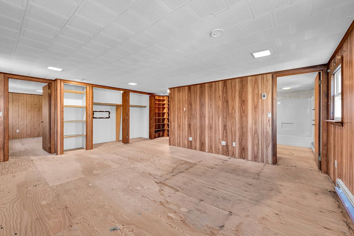 Image for Real Estate Auction - Detached Home on 1+ Acre