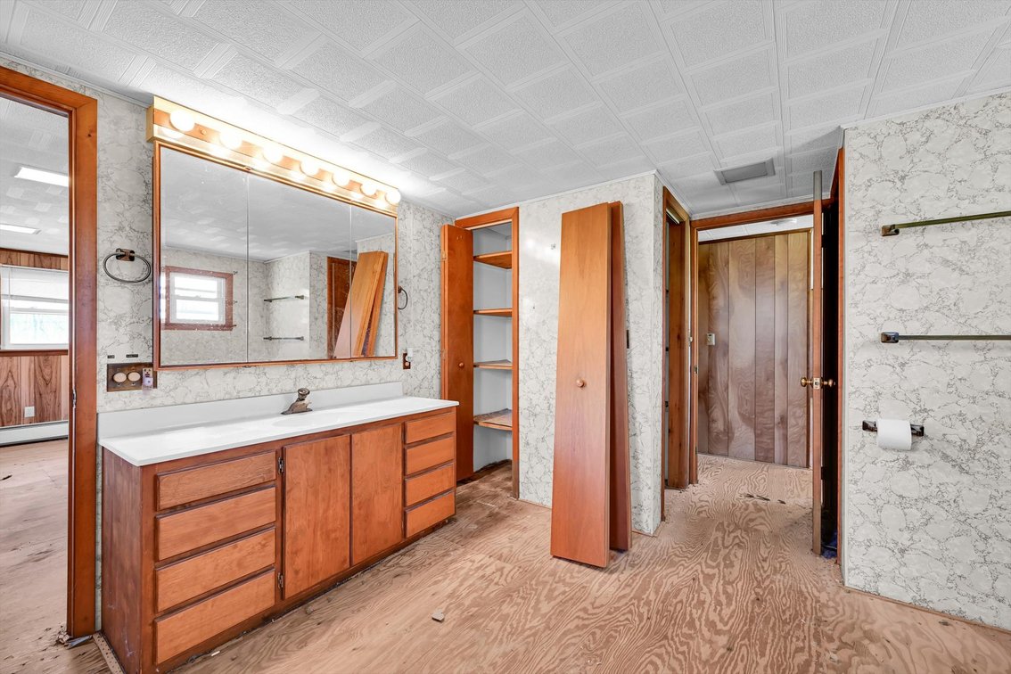 Image for Real Estate Auction - Detached Home on 1+ Acre
