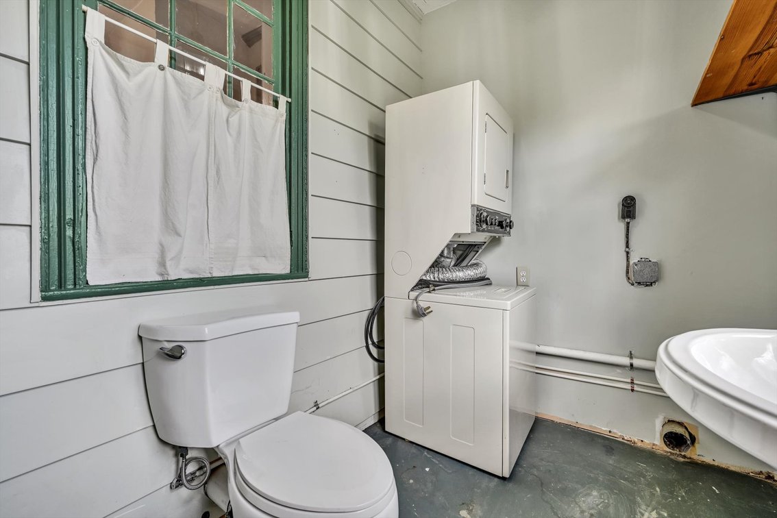 Image for Real Estate Auction - Jonestown