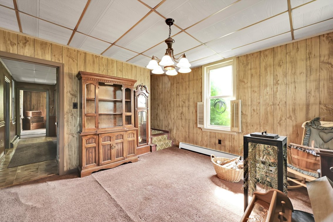 Image for ONLINE REAL ESTATE AUCTION - FIXER UPPER!