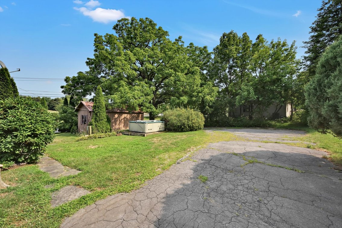 Image for ONLINE REAL ESTATE AUCTION - FIXER UPPER!
