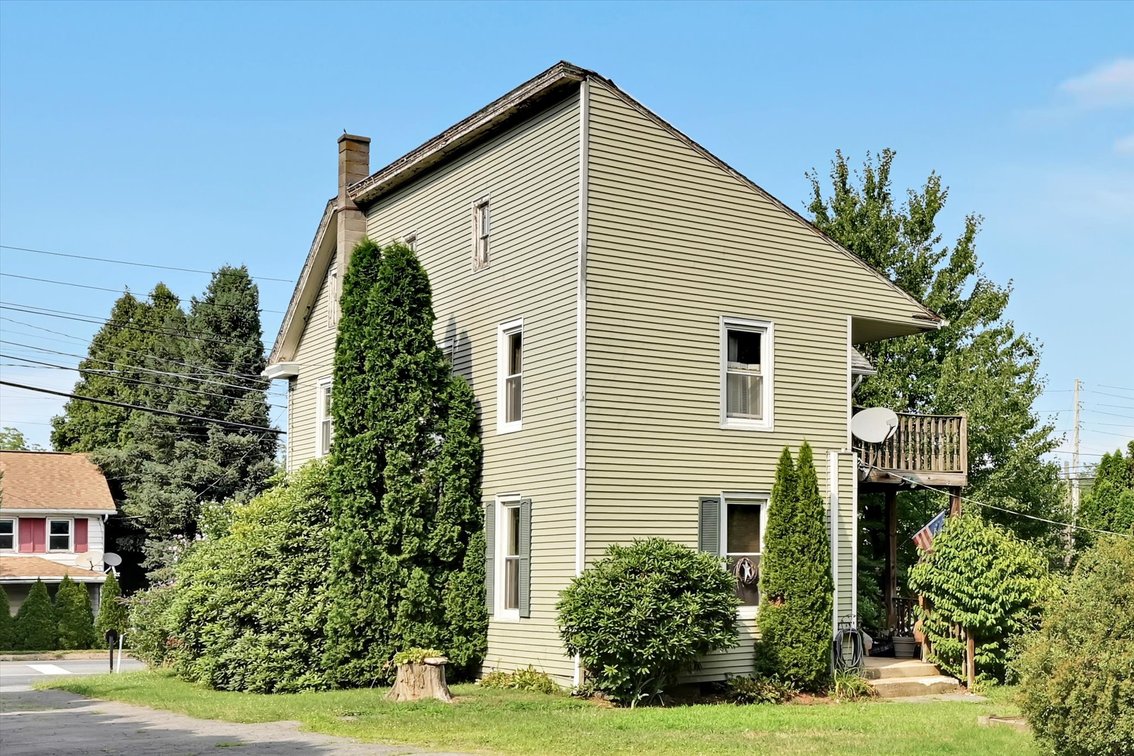 Image for ONLINE REAL ESTATE AUCTION - FIXER UPPER!