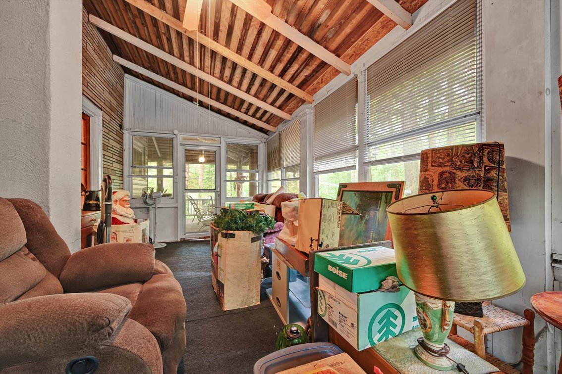 Image for Online Real Estate Auction - FIXER UPPER Cottage in Mount Gretna