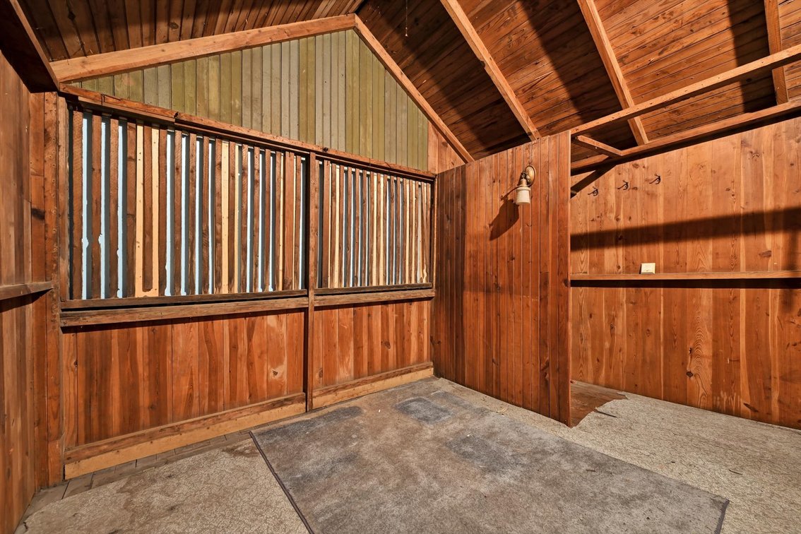 Image for Online Real Estate Auction - FIXER UPPER Cottage in Mount Gretna
