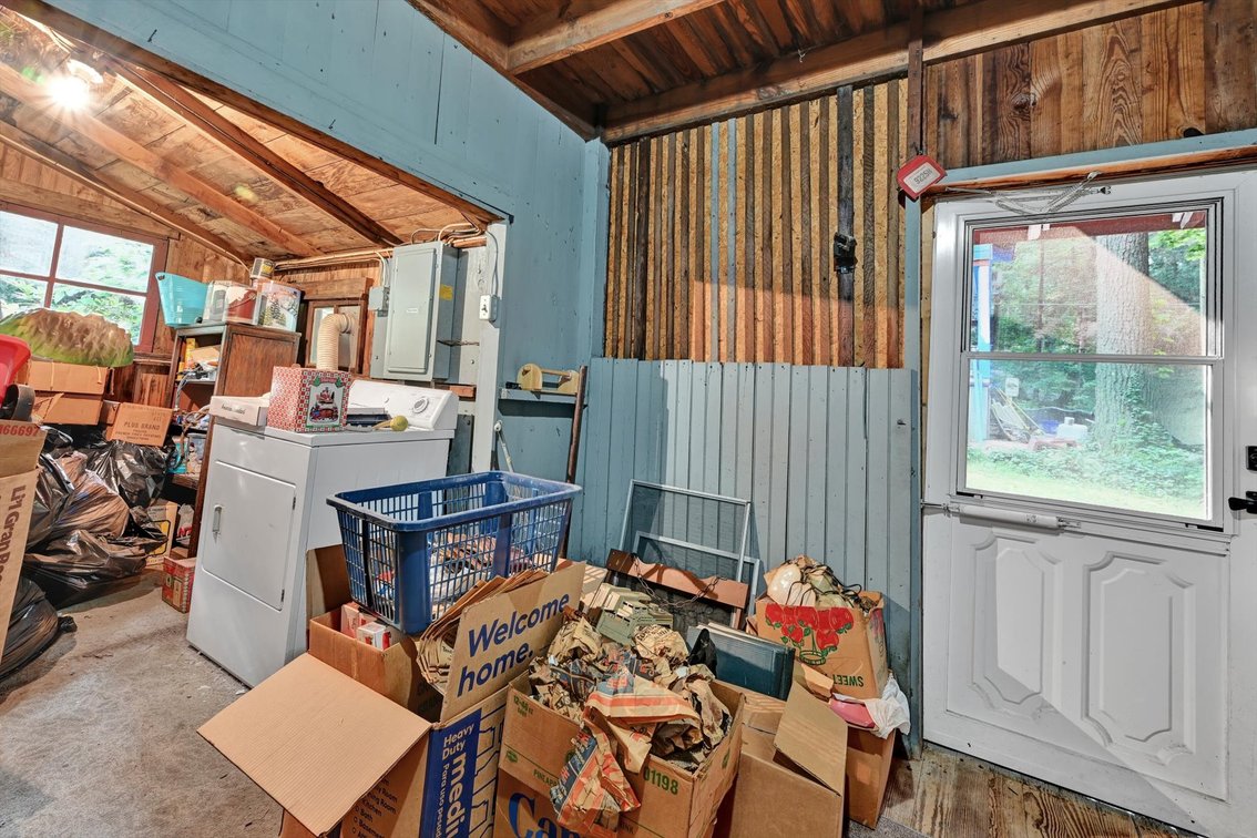 Image for Online Real Estate Auction - FIXER UPPER Cottage in Mount Gretna