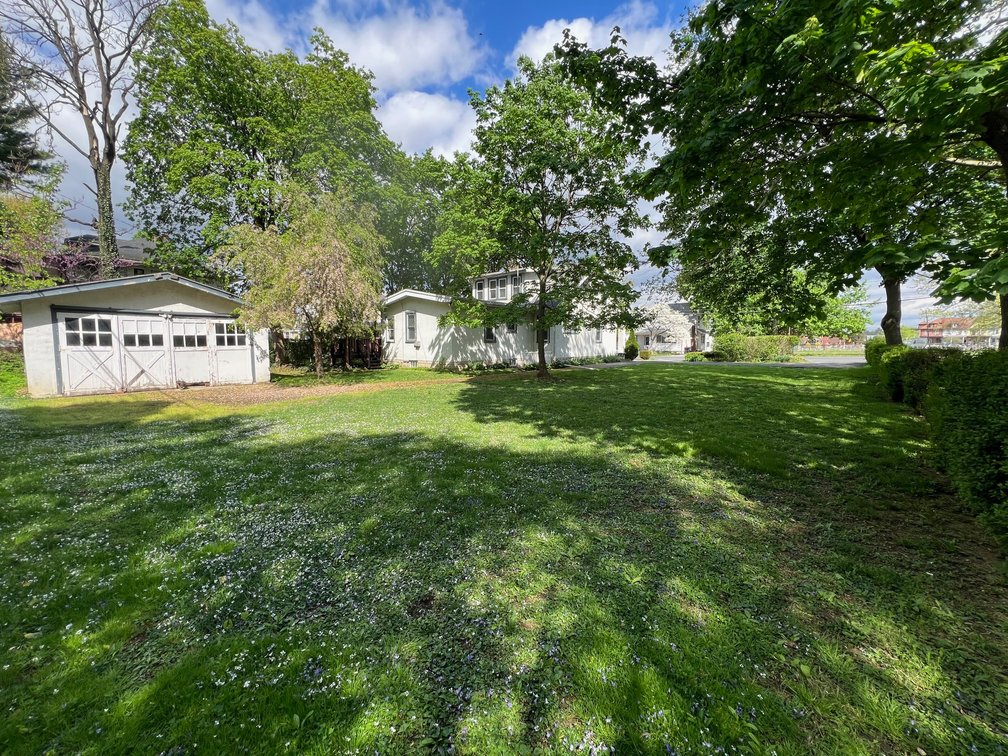 Image for Real Estate Auction - Cape Cod in Lebanon