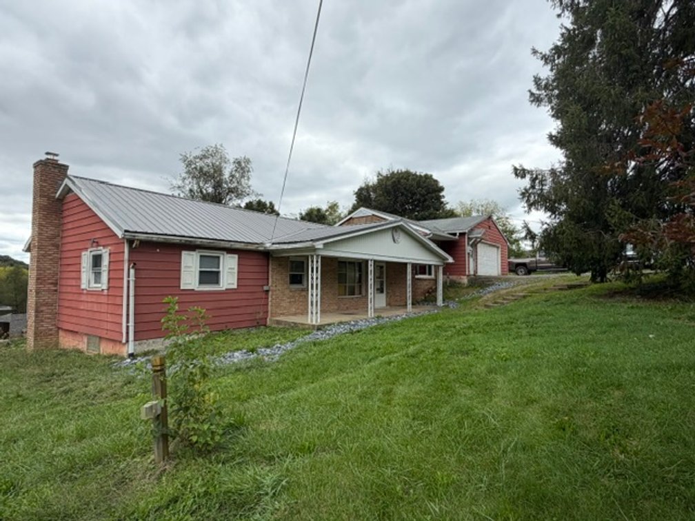 Image for FIXER UPPER AUCTION - Ranch Style Home in Swatara Township