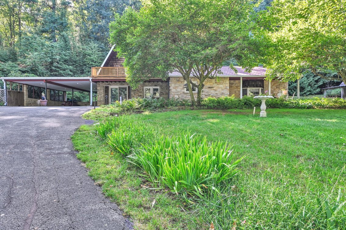 Image for Real Estate Auction - Pennsylvania Country Estate
