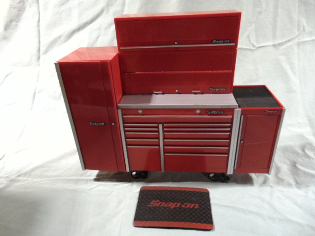 Image for Dyersville Spring Auction Extravaganza