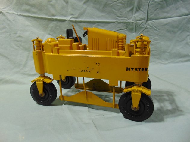 Image for Dyersville Spring Auction Extravaganza
