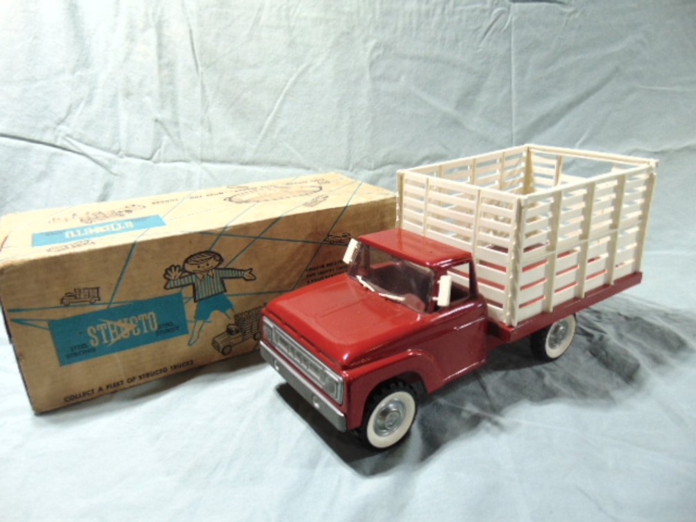 Image for Dyersville Spring Auction Extravaganza