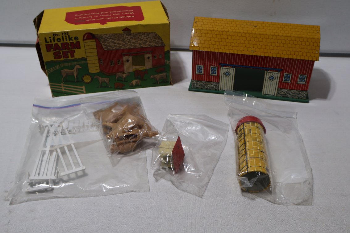 Image for Friday Dyersville Summer Auction Series