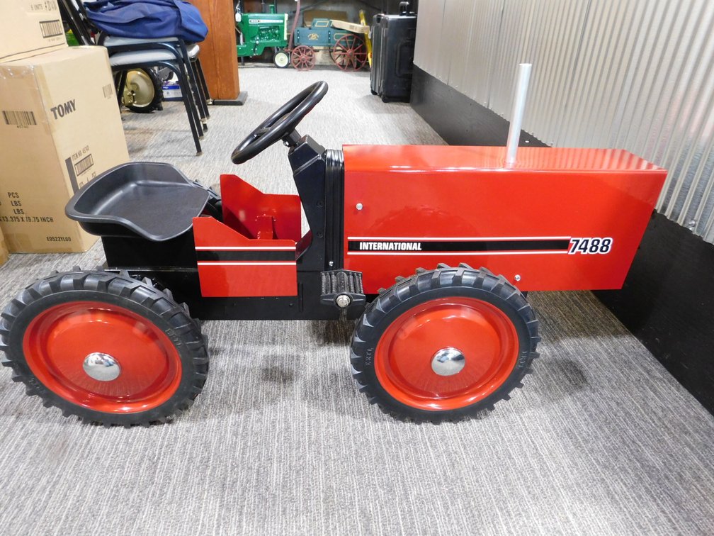 Image for Saturday Annual Dyersville Farm Toy Auction Week