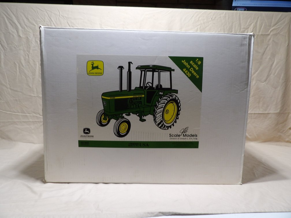 Image for Santa's Delight Saturday Farm Toy/Memorabilia Auction