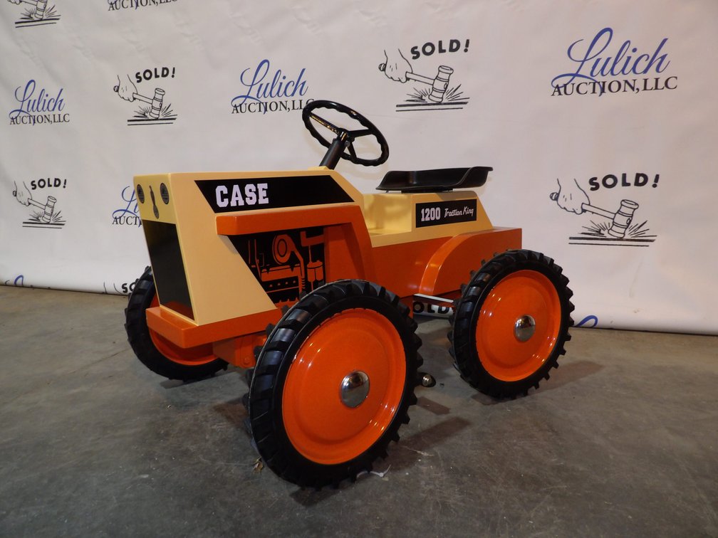 Image for Santa's Delight Saturday Farm Toy/Memorabilia Auction