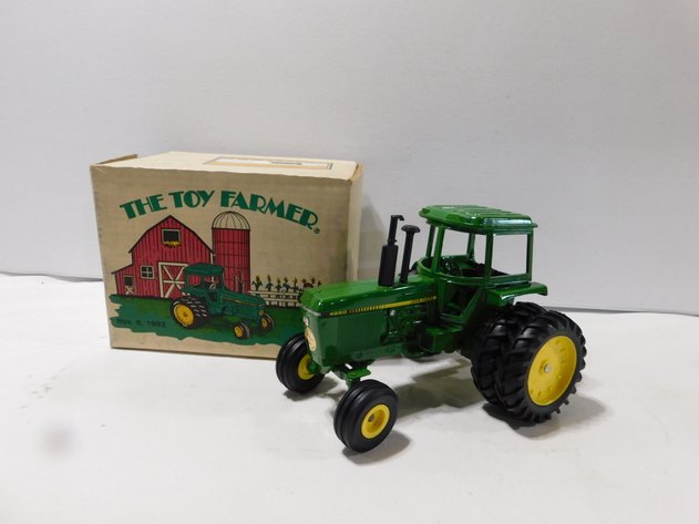 Image for Sunday September Dyersville Pre-Harvest Spectacular