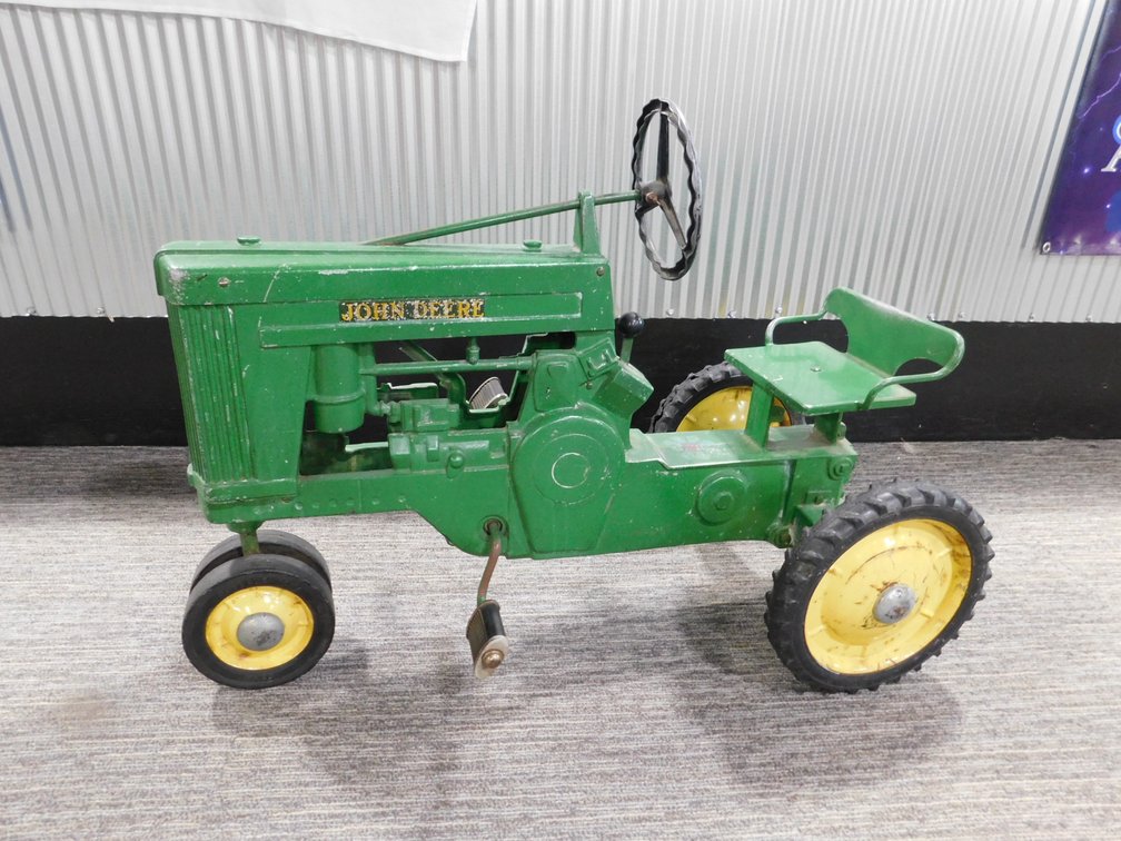 Image for Sunday September Dyersville Pre-Harvest Spectacular